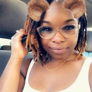 Meet your Posher, Clarissa